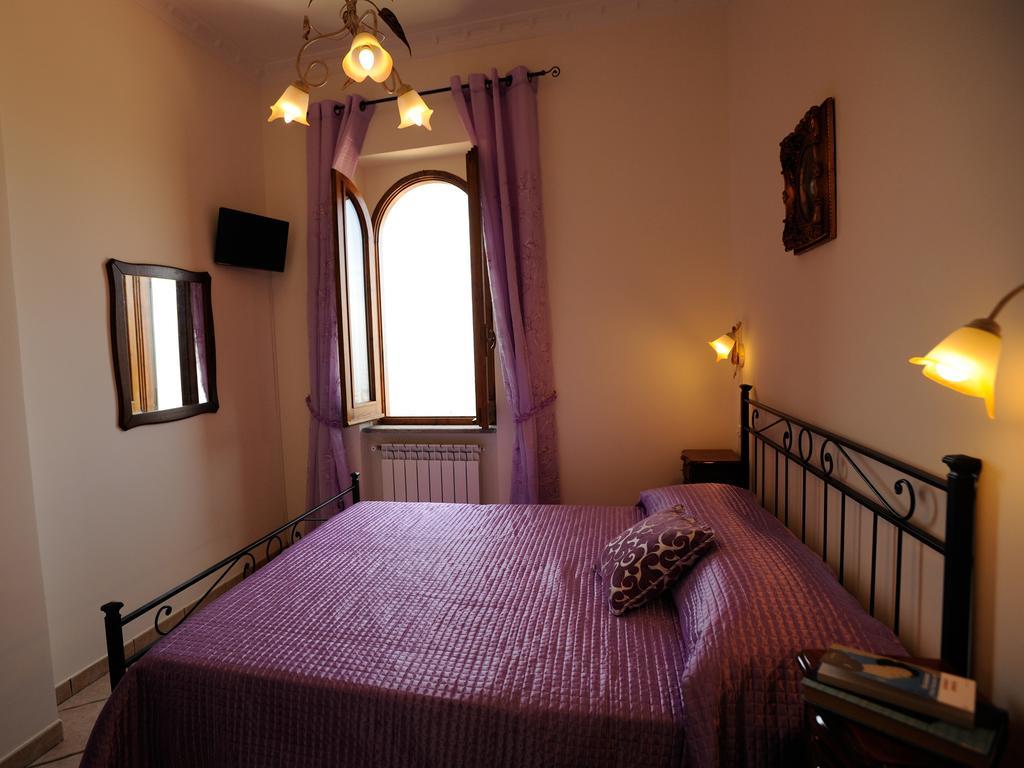 Villa Dei Fantasmi Rocca Di Papa Værelse billede