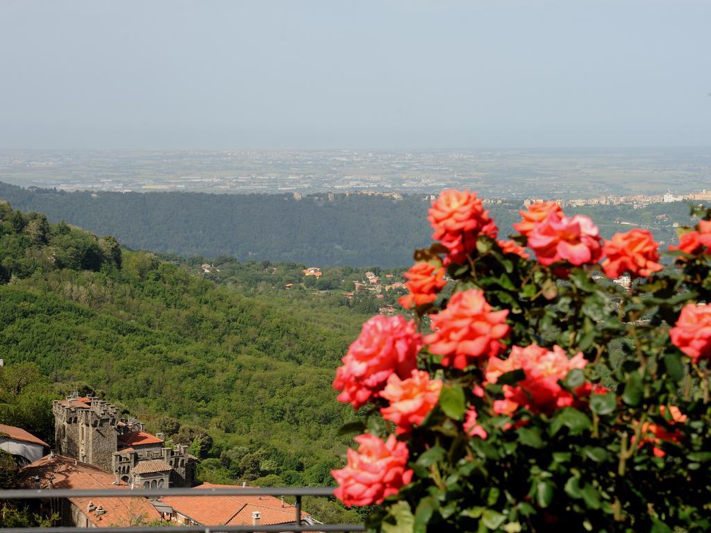 Villa Dei Fantasmi Rocca Di Papa Eksteriør billede